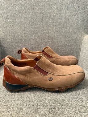 BORN Slip-On Casual Men's Shoes in Tan and Brown